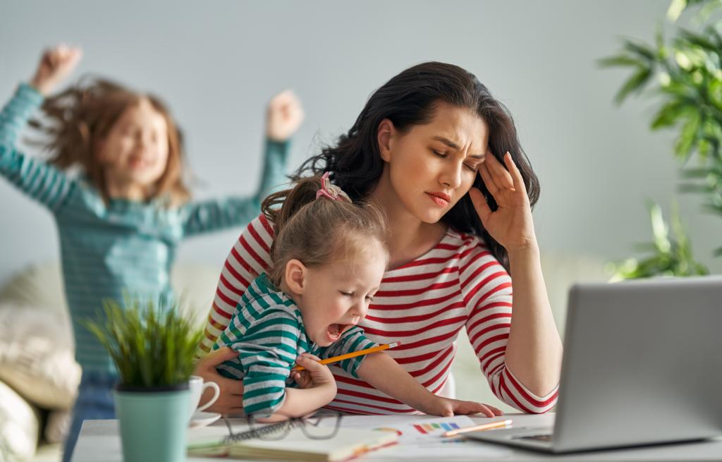 Millennical mothers take a small shocking time for them per day: survey