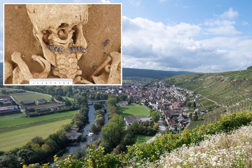 The mysterious 'cast' of the woman and the child found by the archaeologists in the picturesque town
