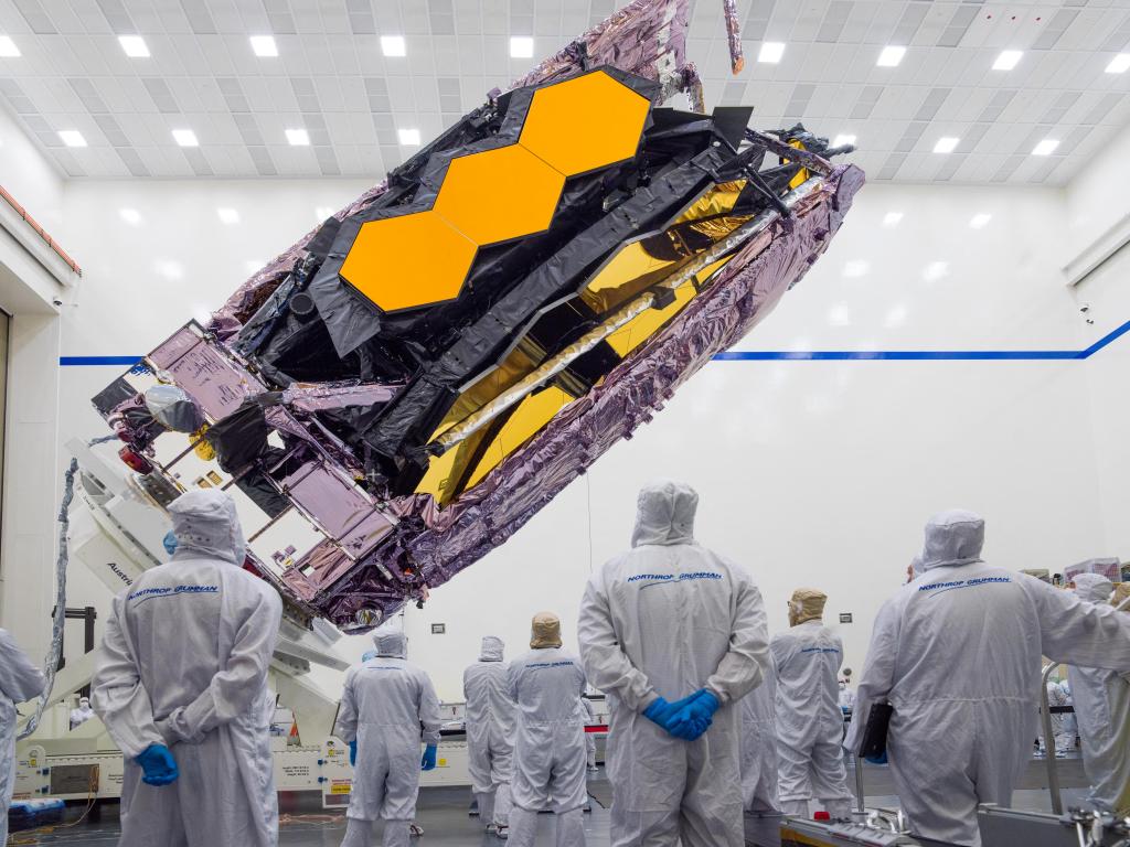 The James Webb Spatial Telescope reveals its first exoplanet as the stunning image is revealed